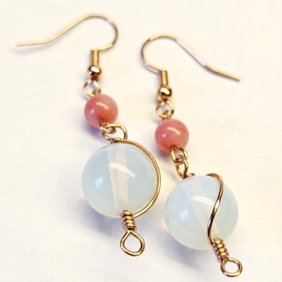 Opalite and Pink Shell Beaded Earrings - Picture 5 of 6